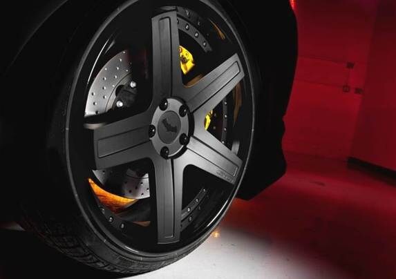 batman-kia-optima-wheel-detail-600-001