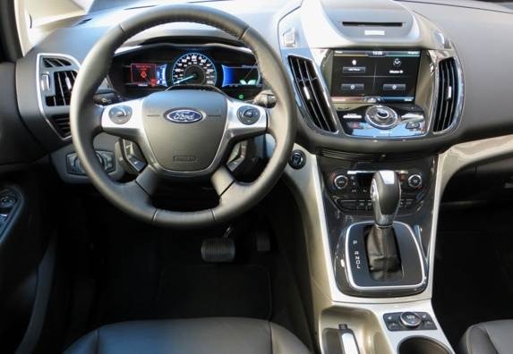 2013-ford-c-max-energi-dash-wheel-detail-600-001-1