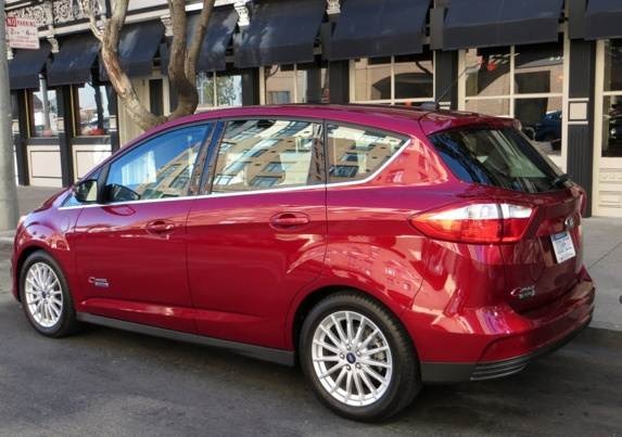 2013-ford-c-max-energi-rear-static-red-sf1-600-001-1
