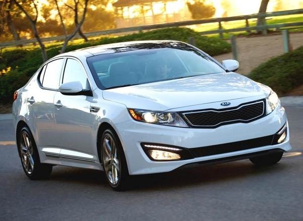 2013-kia-optima-front-action-600-001-1