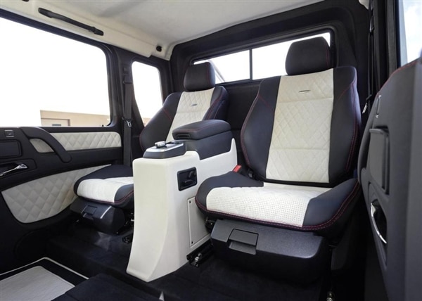 m-b-g63-amg-6×6-rear-seat-600-001-1