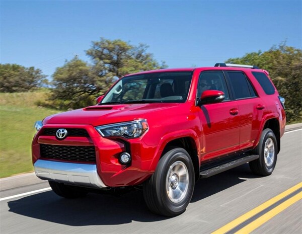 2014-toyota-4runner-front-action2-600-001
