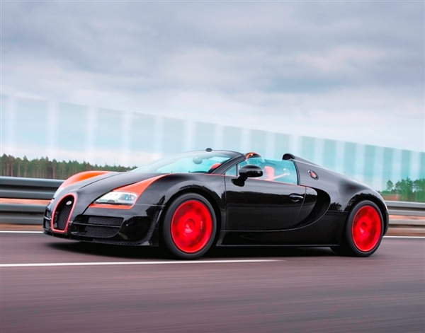 bugatti-164-veyron-grand-sport-vitesse-front-pan-action3-600-001-1