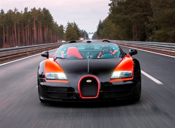 bugatti-164-veyron-grand-sport-vitesse-head-on-action1-600-001-1