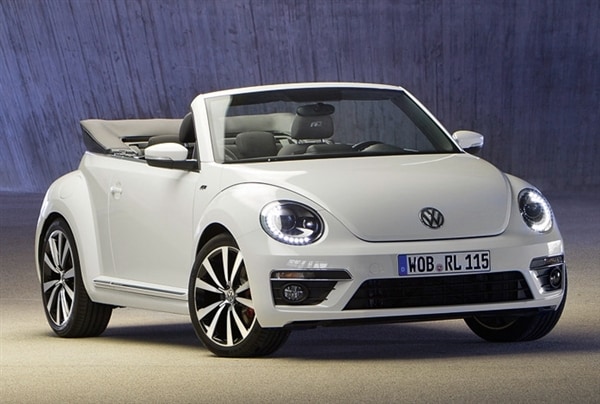 2014-volkswagen-beetle-convertible-r-line-front-600-001