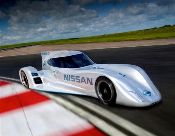 nissan-zeod-rc-racer-front-action-600-001