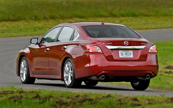 nissan2013altima-9_medium-600-001
