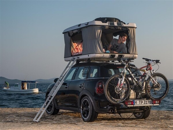 mini-camper-concepts-all4-tent-w-bikes-rear-detail-600-001