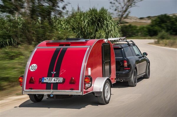 mini-camper-concepts-crowley-in-tow-rear-action-600-001