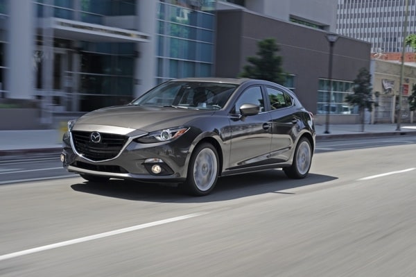 my14_mazda3_12-600-001