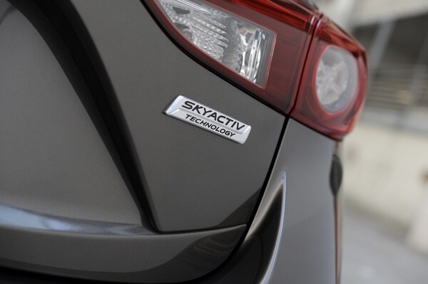 my14_mazda3_34-600-001