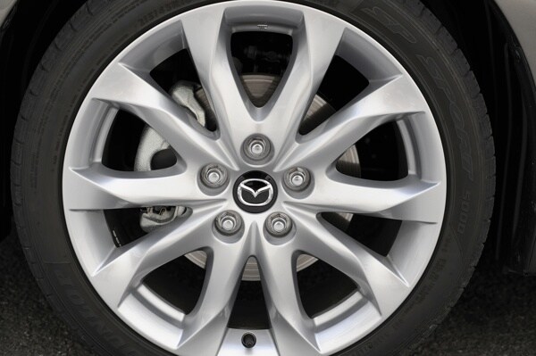 my14_mazda3_40-600-001