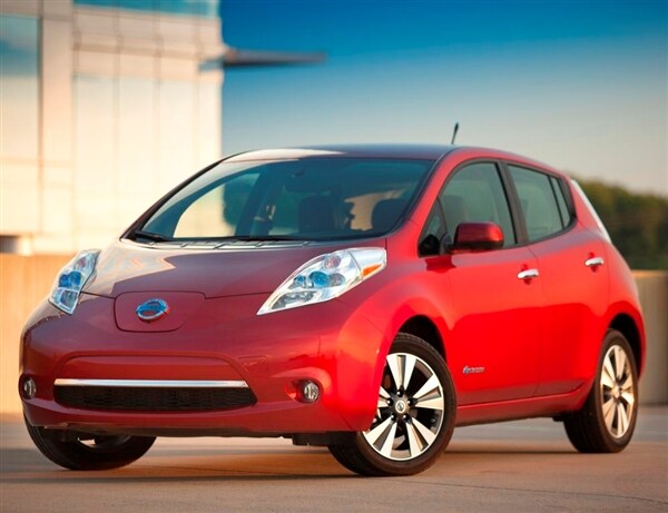 2013-nissan-leaf-front-static-600-001