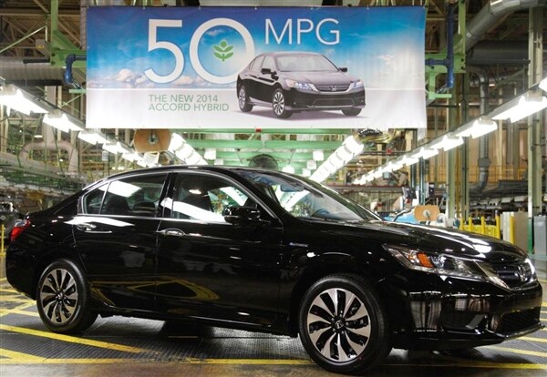 2014-honda-accord-hybrid-production-start-front-static-600-001