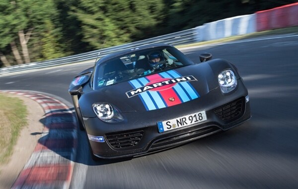 2014-porsche-918-spyder-nurburgring-record4-600-001