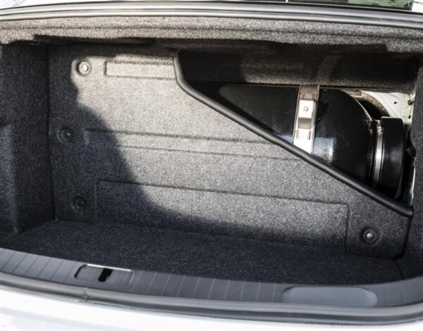 2015-chevrolet-impalabi-fuel-tank-trunk-detail-600-001
