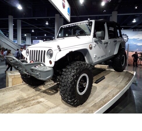 jeep-wrangler-mopar-recon-390-600-001