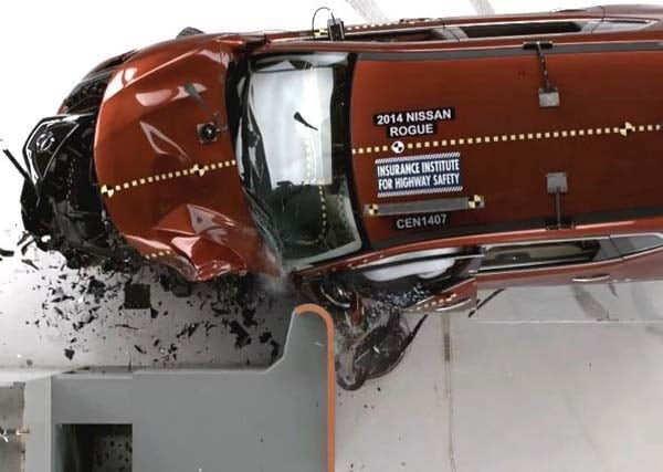 2014-nissan-rogue-crash-test4-600-001