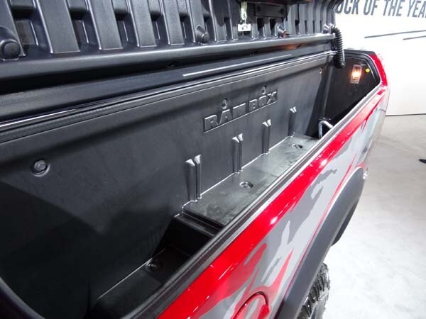 2014-nyias-2-001-600-001