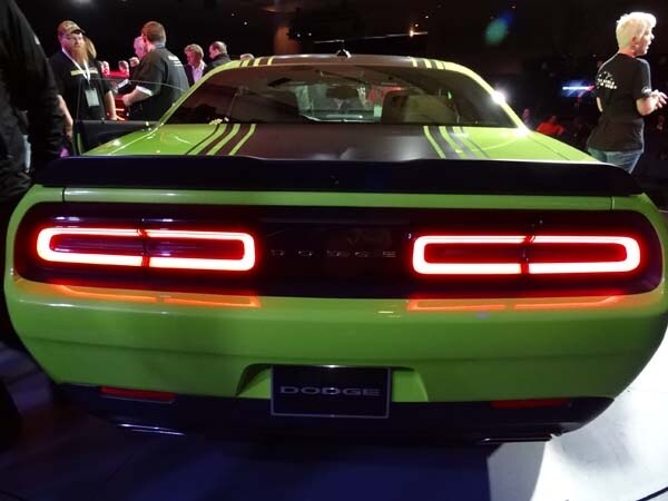 2014-nyias-3-147-600-001