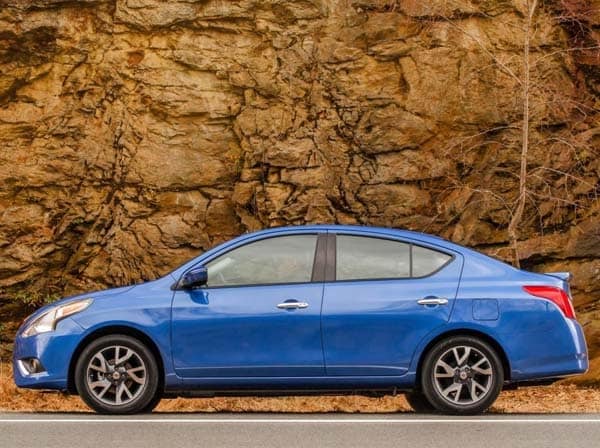 2015-nissan-versa-sedan-profile-static-600-001