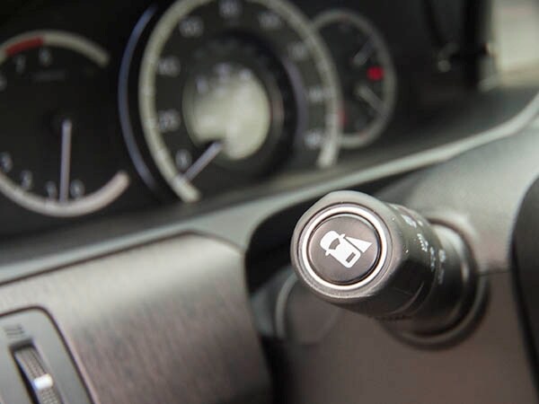 2014-honda-accord-ex-interior-08-600-001