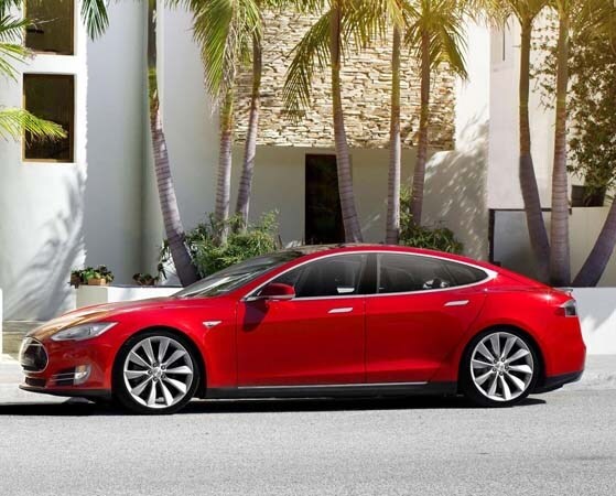2014-tesla-model-s-profile-static-600-001
