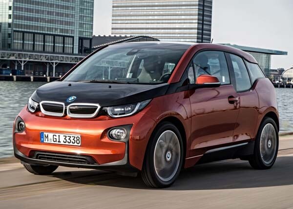 2015-bmw-i3-front-action2-600-001