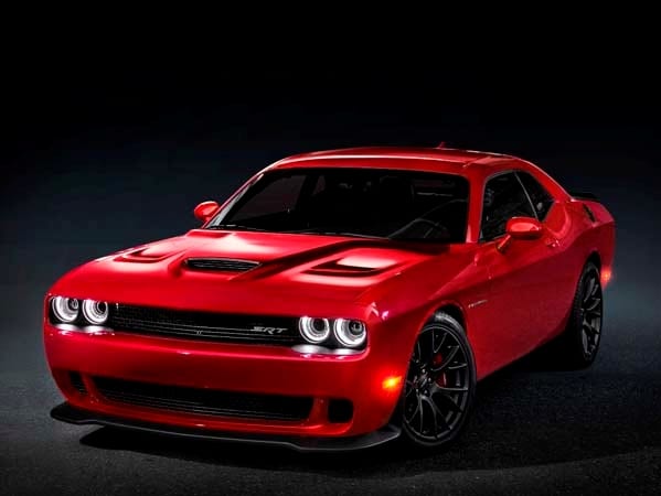 2015-dodge-challenger-srt-hellcat-vin0001-front-static-600-001