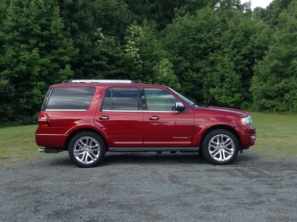 2015-ford-expedition-12-600-001