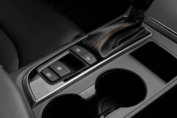 2015-hyundai-sonata-9-600-001