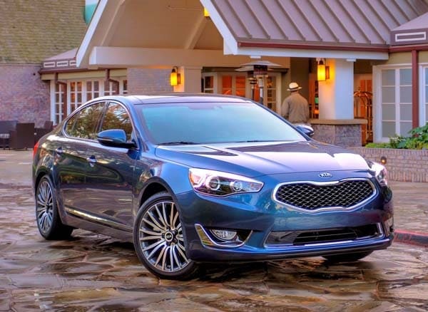 2015-kia-cadenza-front-static1-600-001