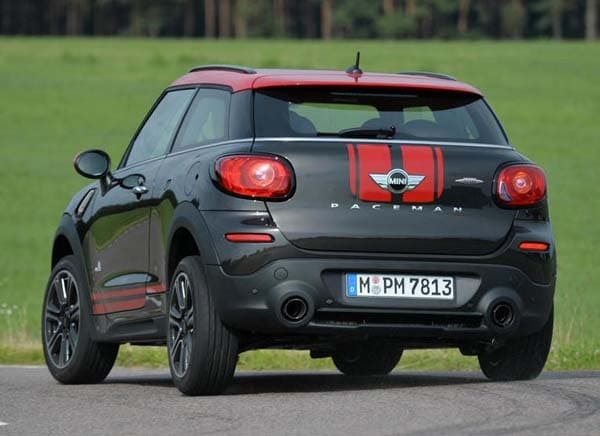 2015-mini-paceman-john-cooper-works-rear-static1-600-001