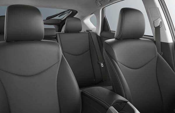 2015-toyota-prius-persona-special-edition-interior-front-rear-detail-600-001