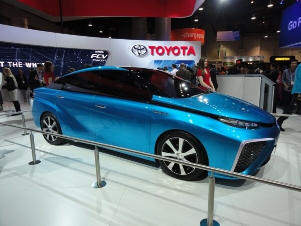 toyota-fuel-cell-600-001
