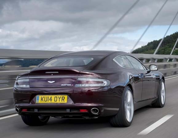 2015-aston-martin-rapide-s-rear-action1-600-001