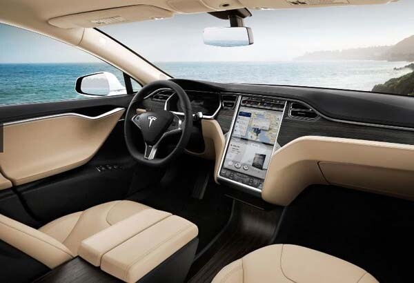 2015-tesla-model-s-interior-front-600-001