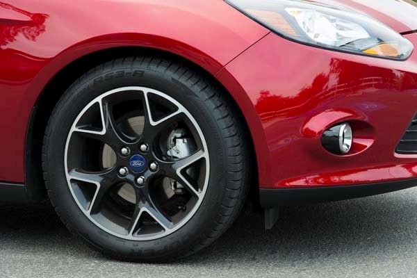 kbb_compact_sedans_033-600-001