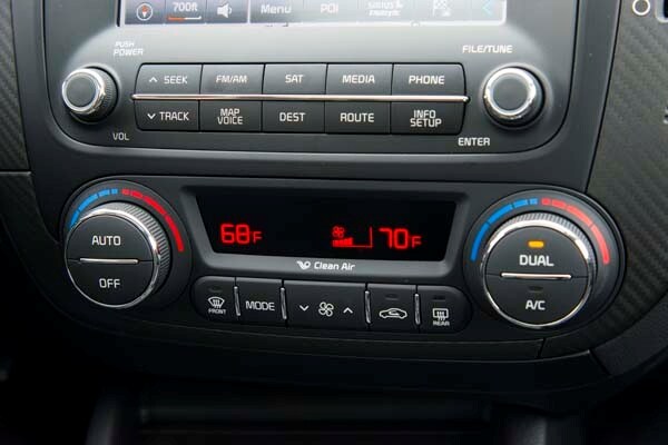 kbb_compact_sedans_177-600-001