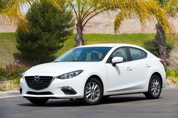 kbb_compact_sedans_189-600-002