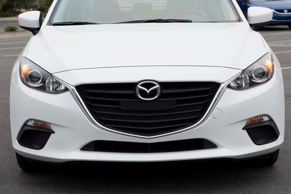 kbb_compact_sedans_219-600-002