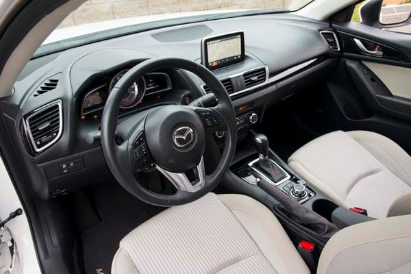 kbb_compact_sedans_234-600-002