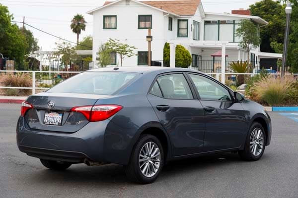 kbb_compact_sedans_309-600-001