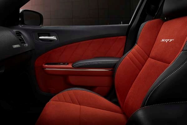 2015-dodge-charger-41-600-001
