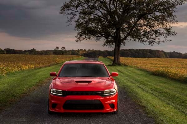2015-dodge-charger-live-shot-23-600-001