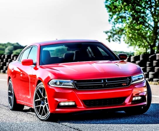 2015-dodge-charger-r-t-front-static3-600-001