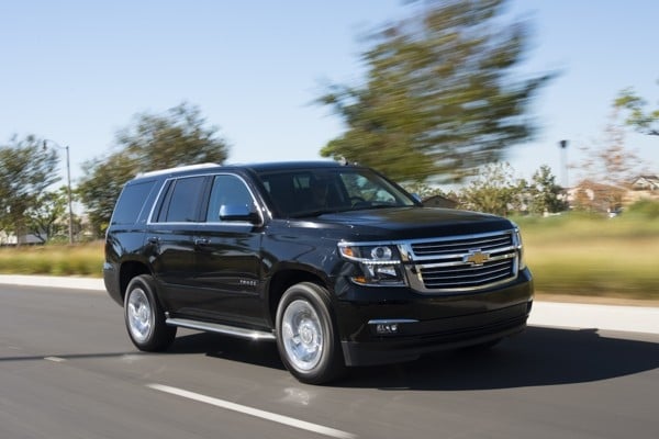 kelley-blue-book-best-buy-2015-chevrolet-tahoe-07-600-001