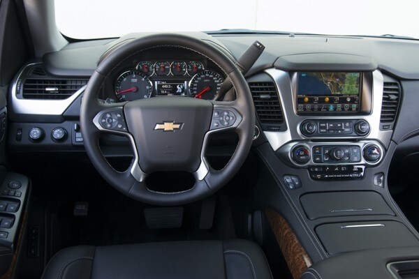 kelley-blue-book-best-buy-2015-chevrolet-tahoe-21-600-001