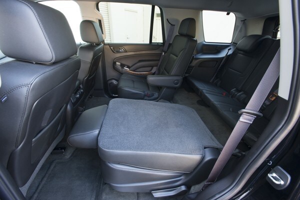 kelley-blue-book-best-buy-2015-chevrolet-tahoe-35-600-001