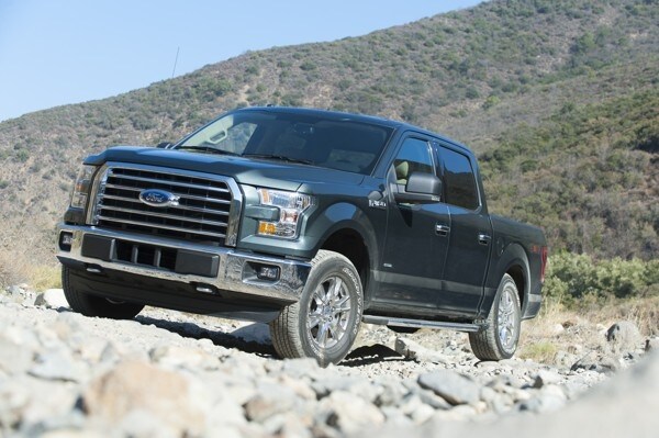 kelley-blue-book-best-buy-2015-ford-f150-04-600-001